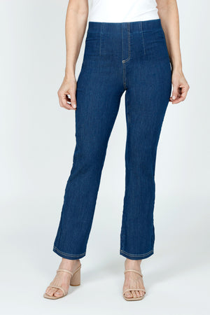 Holland Ave Diana Wide Leg with Pockets in Denim.  Pull on jean with hidden elastic waist and faux zipper fold.  2 back patch pockets.  Contrast top stitching.  Snug through hip, relaxed through thigh.  Wide to hem.  29" inseam._59584288489838