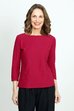 Organic Rags Linen Blend Boatneck Top in Cardinal red.  Banded boatneck  with 3/4 sleeve.  A line.  Relaxed fit._52912190620014