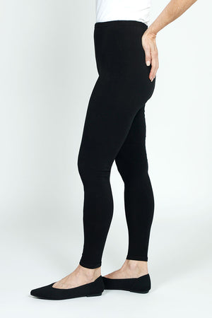 Organic Rags Legging in Black.  Elastic waist pull on legging.  Inseam:28 1/2".  _52928620626286