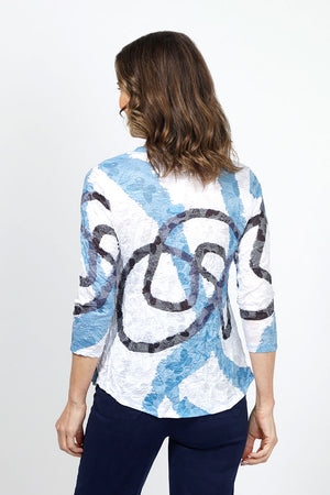 Top Ligne Doodle Lines Crew in Blue and White.  Crew neck 3/4 sleeve crinkle top.  Curved hem.  Relaxed fit._35010129330376